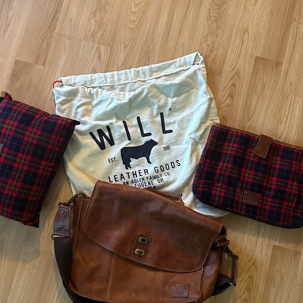 Will Leather Goods Messenger Bag